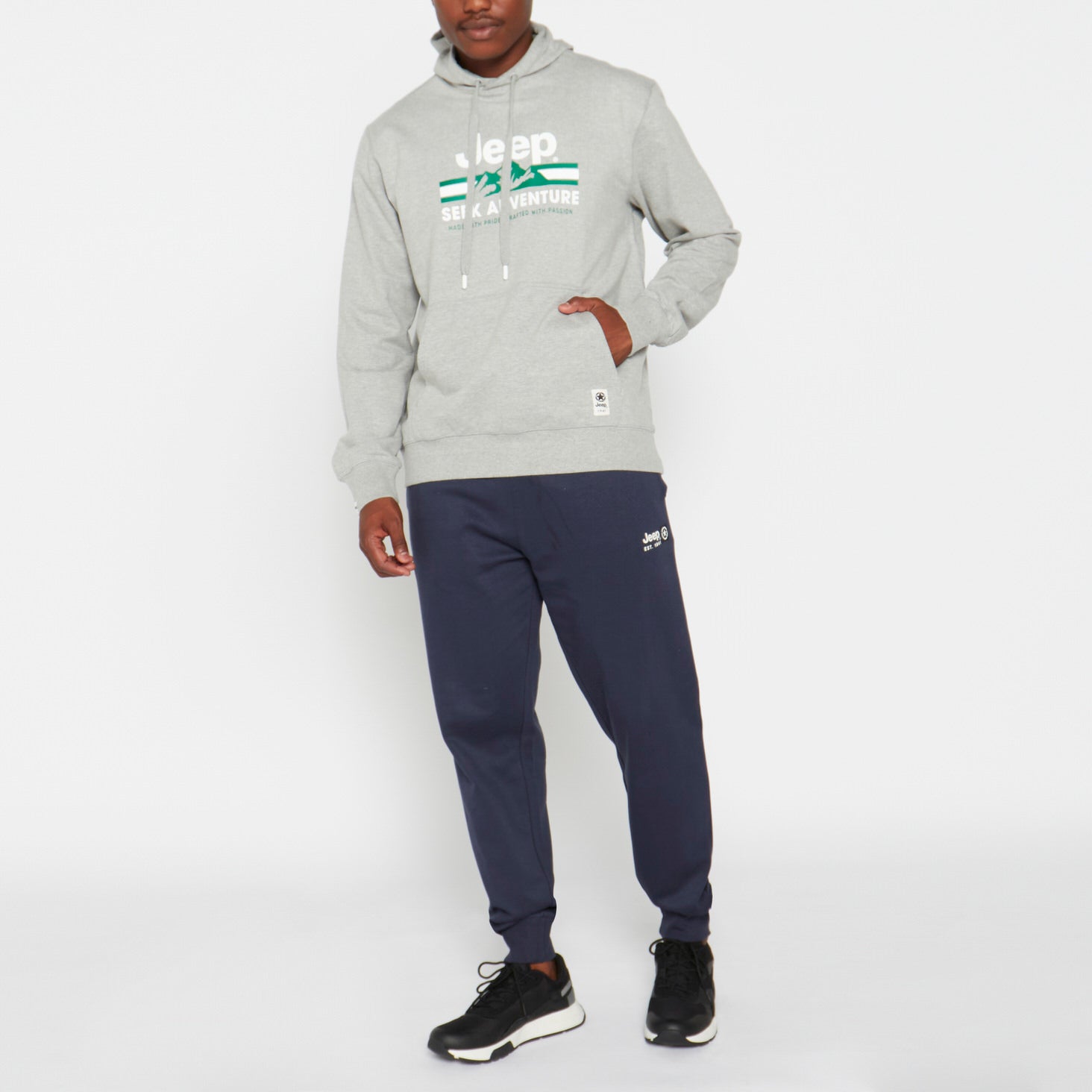 Hooded Fleece Sweat (3)